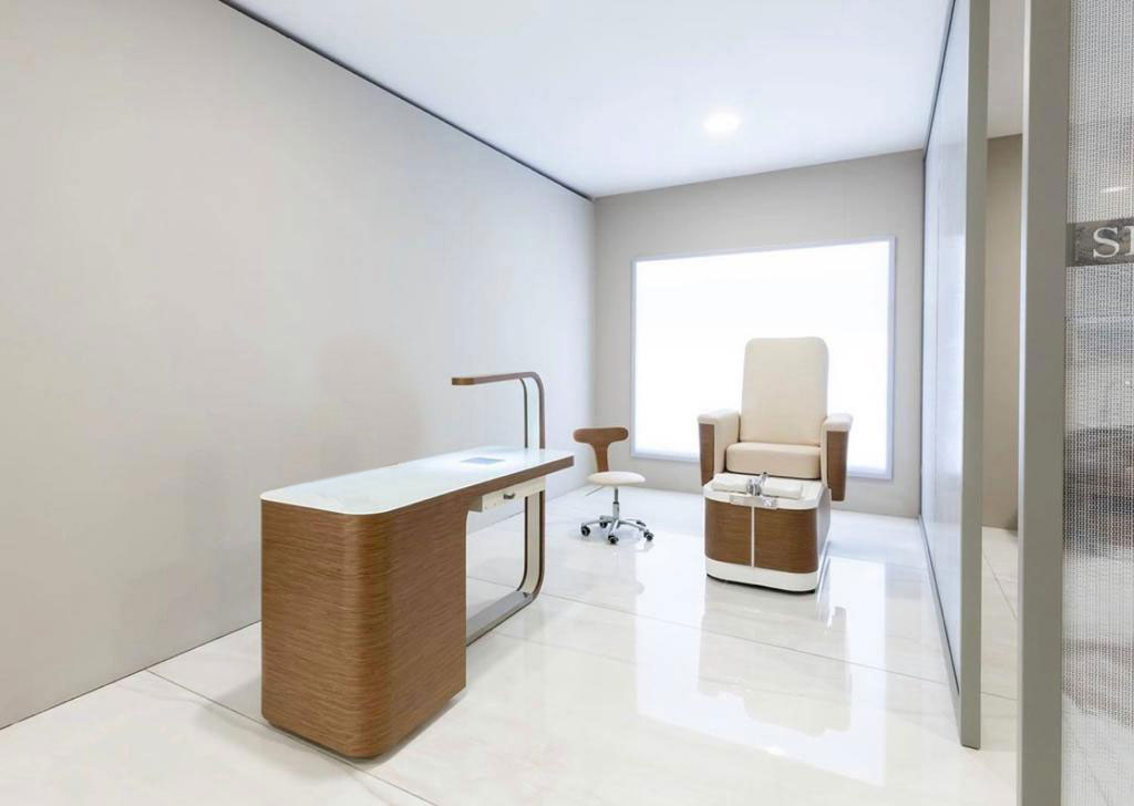 ΤΡΑΠΕΖΙ ΜΑΝΙΚΙΟΥΡ HIBISCUS - Image 2